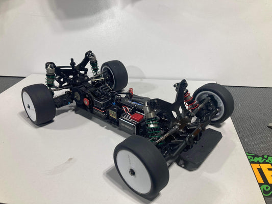 VS-L Offset Sprint car conversion kit for the TLR 22